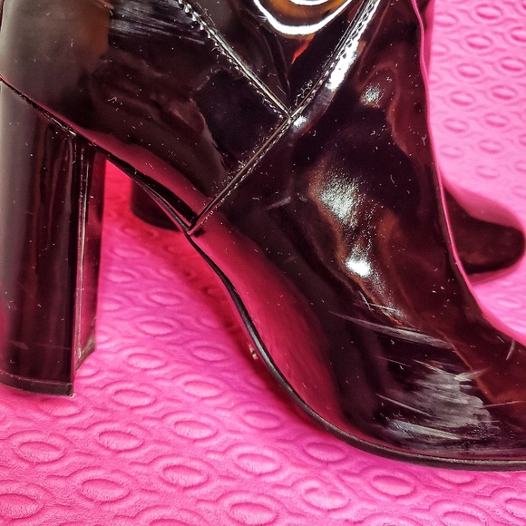 Tony Bianco Nakita Zip Ankle Bootie - Picture 8 of 11